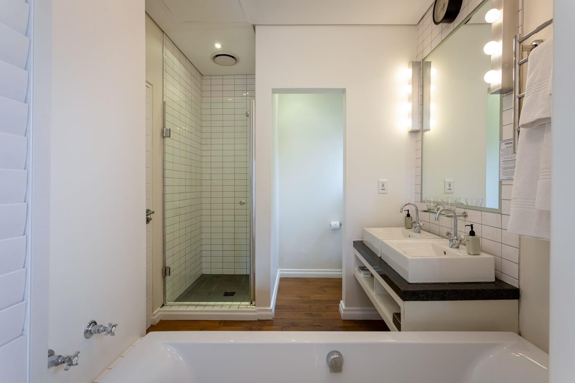 Luxury Room 6